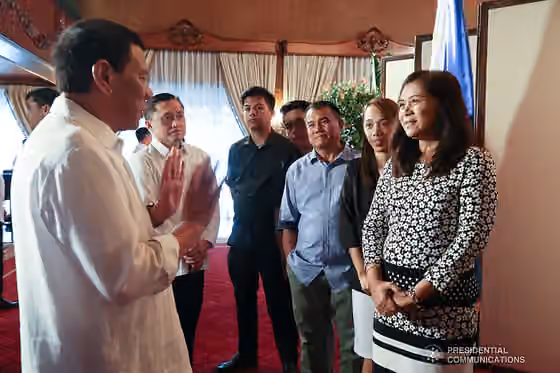 Filipinos in Israel — President Rodrigo Roa Duterte chats with Lispeth Francisco during a meeting at the Malacañan Palace on September 12, 2018.