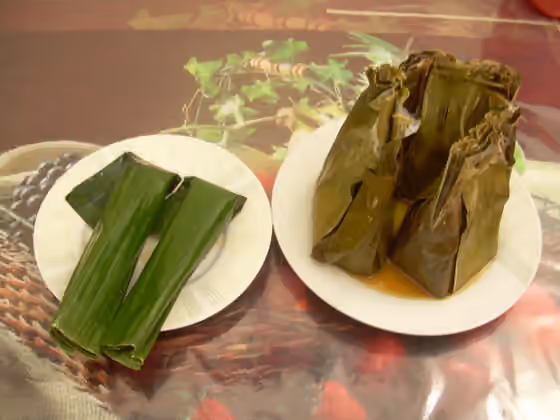 botok — Bubur Lolos (left) and Botok Roti (right), traditional snacks from Cirebon