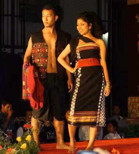 Thadou people — A Thadou couple in Traditional dress (Saipikhup and Khamtang)