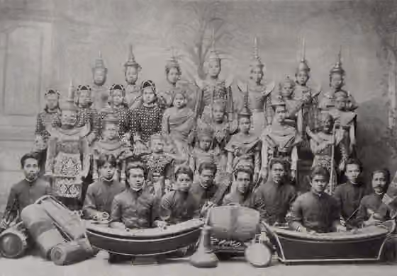 perkembangan musik di thailand — A theater group from Bangkok, Thailand (then Siam).