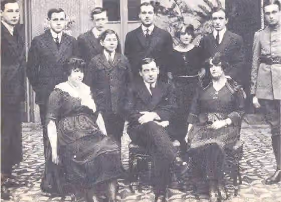 Italian Chileans — La Familia chilena Alessandri en 1920.