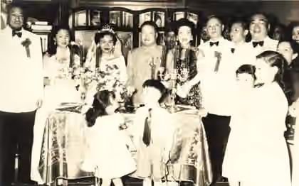 Chinese people in Egypt — Republic of China Chinese muslim General Ma Bufang with the w:Kuomintang ambassador to Saudi Arabia in 1955.