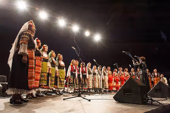 Musik Bulgaria — Bulgarian State Television Female Vocal Choir, photo from the first row at a concert