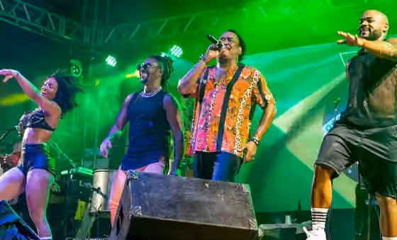 Pagode baiano — É o Tchan em 2020.