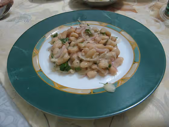 Piyaz — A plate of piyaz, a kind of Turkish salad or meze.