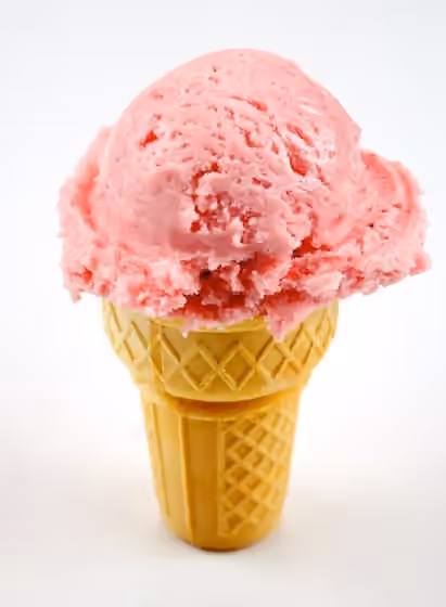 Kerucut es krim — Strawberry Ice Cream Cone