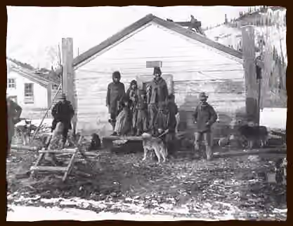 Southern Tutchone — Southern Tutchone residents of Neskatahin