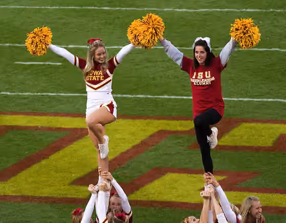 Pemandu sorak — Iowa State Cyclones Cheerleaders - Iowa State Cyclones Football Texas A&M Oct 22 2011 JACK TRICE STADIUM