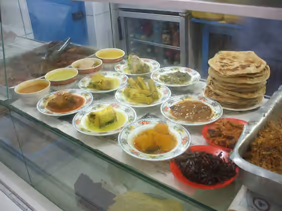 Maldivian cuisine — മാലദ്വീപിലെ ഭക്ഷണം - കേരളത്തിലുള്ള സംഭവങൾ തന്നെ.