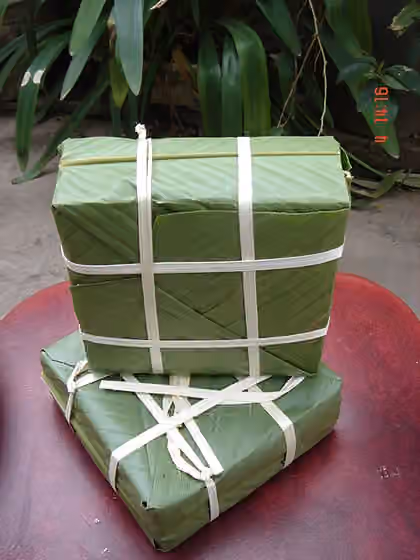 Bánh chưng — en:Bánh chưng
