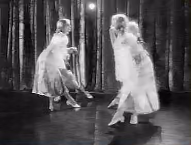 Passepied — Yuri Khanon “L’Os de chagrin” (oc.38, 1990, “The Shagreen Bone” opera-interlude from the ballet “L’Os de chagrin”) - Passepied (danse)