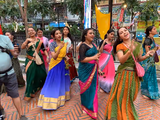 Orang India di Thailand — Deepavali 2022 celebration officially hosted under the name "Deepavali Bangkok 2022" in Bangkok's Saphan Han and Khlong Ong Ang neighbourhood