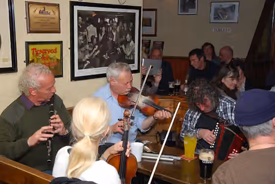 Irish traditional music — Musicians at Gus O'Connor Pub, Doolin, Ireland