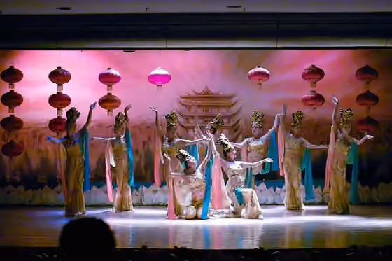 Tari Dunhuang — Dunhuang City historical dance performance for tourists.