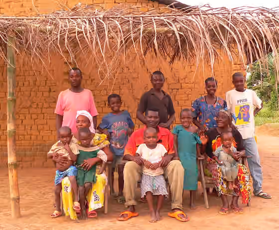 Mongo people — Family belonging to the Mongo group of people.