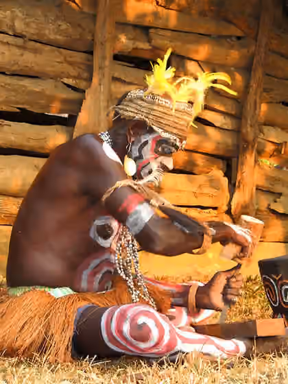 orang Asmat — Orang suku Asmat dari Papua, foto diambil di TMII, Jakarta