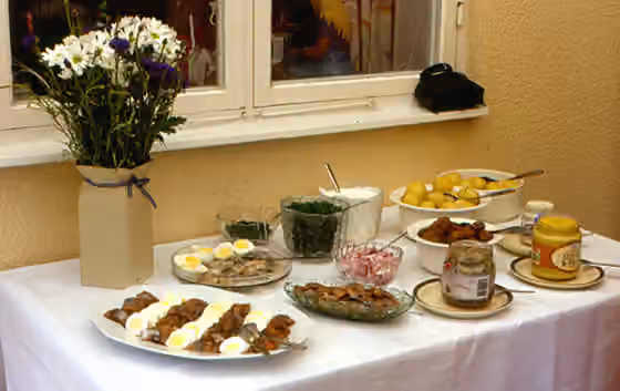 Masakan Swedia — Midsommar is a big holiday in Sweden.