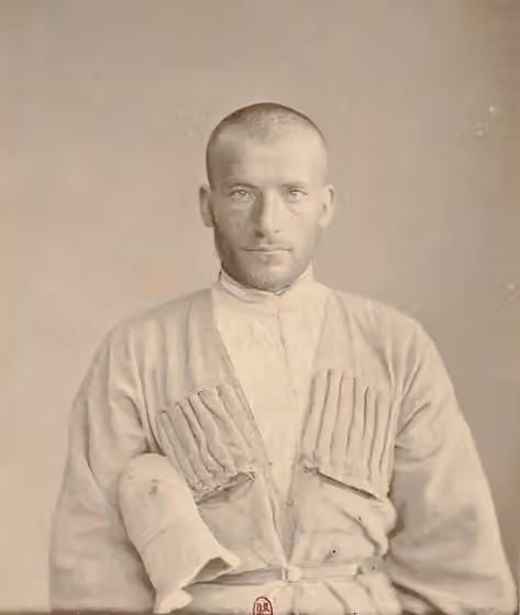 orang Ossetia — Barry (capitaine).