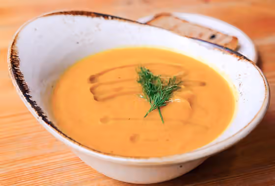 Sup tomat — Tomato soup, plant-based