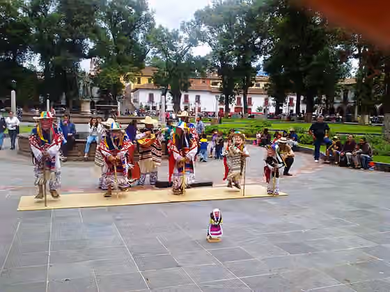 Danza de los Viejitos — Danza típica de Patzcuaro, Michoacán