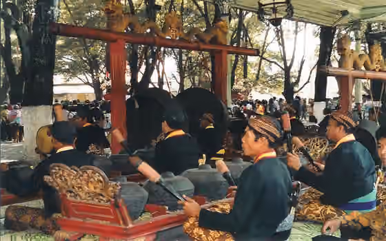 Gamelan Surakarta — Gamelan ceremonial Munggang, Kraton Surakarta