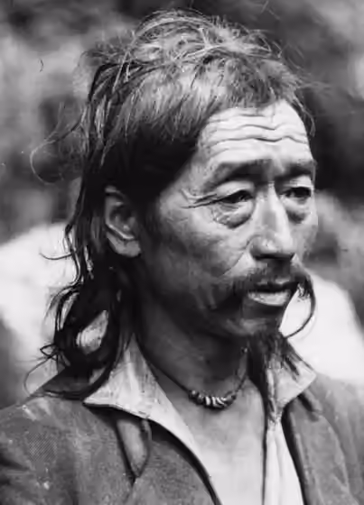 Lepcha people — For documentary purposes the German Federal Archive often retained the original image captions , which may be erroneous, biased, obsolete or politically extreme .