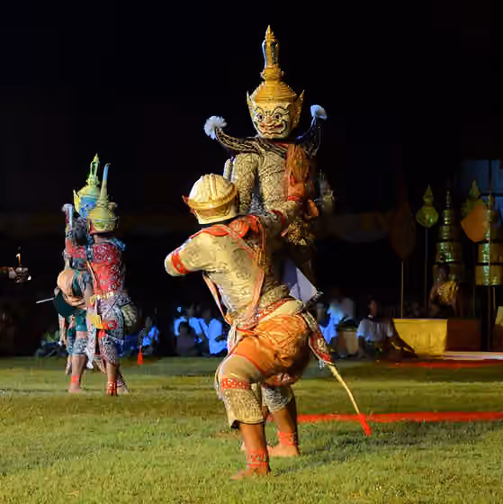 Khon — The Atthami Bucha Festival is held each year at "Wat Phra Borom That Thung Yang" in Thung Yang village, along road 102, just a few kilometres west of Uttaradit, commemorating the cremation of the Buddha.