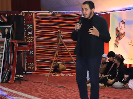 Chaoui people — une presentation des differents projets de la fondation wikimedia pendant les festivitees de Yennar