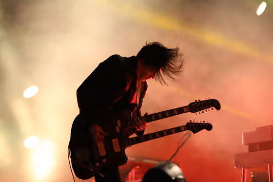 Stoner rock — Queens of the Stone Age bei Rock am Ring 2014.