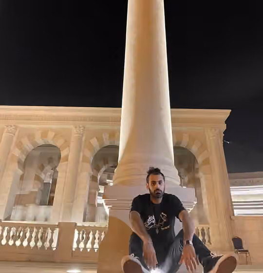 Arabic hip-hop — dj sadcat is Emirati dj from dubai his real name is Mustafa Qarooni, he music life is all about hiphop and urban music , we can find him listed in Arabic hiphop musician