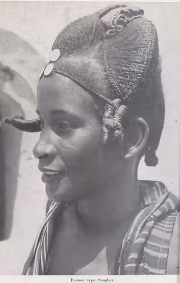 Songhaiborai — Songhay woman picture; Book by Boubou Hama