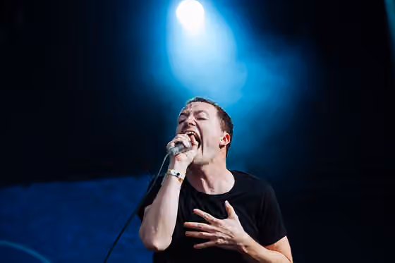 Emo revival — Sänger Jeremy Bolm von Touché Amoré