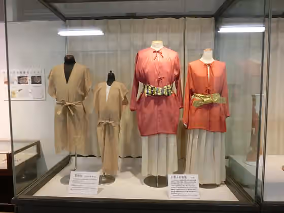Orang Yayoi — Yayoi people attires