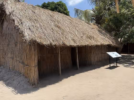 Zaramo people — Outside look of traditional house of Zaramos tribe.