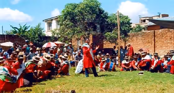Music of Madagascar — A hiragasy troupe elder performing kabary (oratory) in Antananarivo.