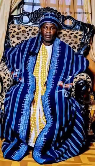 Gbagyi people — Sa Accorded highest rank or office used as a title for a person of exalted rank (such as a king) A leader or head of a group of people, organisation, etc