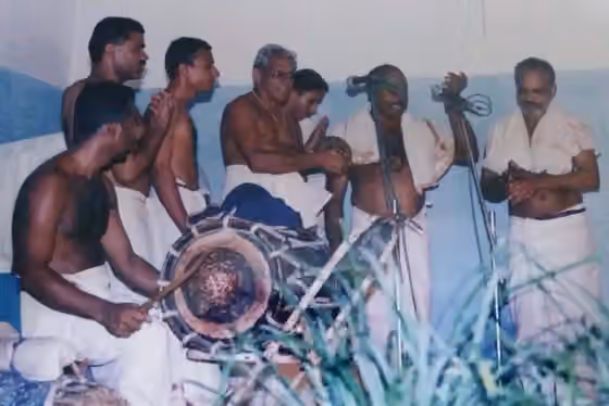 Kanyarkali — Ashan Sree Dwarakakrishnan leading a kanyarkali porattu in early 2000s.