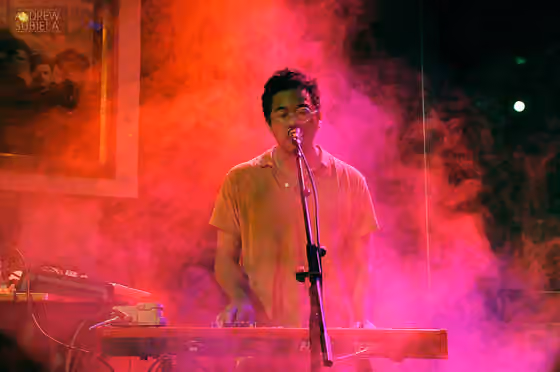 Chillwave — Toro y Moi at the Hard Rock Cafe, Makati on 15 February 2013