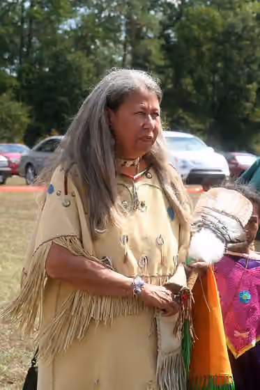 Nottoway people — This is Lynette - I believe Lynette is the chief of the Nottoway Tribe - if not, some one let me know.