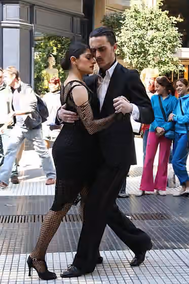 Argentine tango — Couple dancing tango