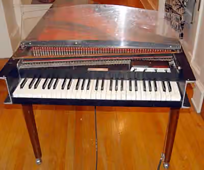 Baroque pop — Baldwin Combo electronic harpsichord