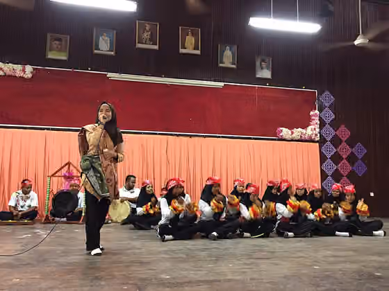 Dikir barat — persembahan pelajar