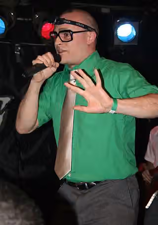Nerdcore — MC Frontalot performing in April 2007.