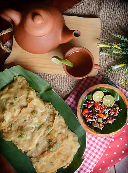 mendoan — Tempe mendoan is a traditional food from Central Java, mendo means half cooked.