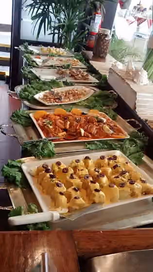 Peruvian cuisine — Buffet criollo en el Costa Verde (Lima) 2015