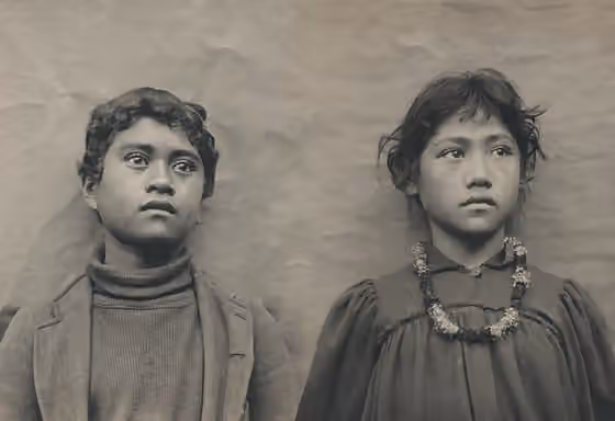 Pribumi Hawaii — Native Hawaiian schoolchildren, Photograph by Henry Wetherbee Henshaw.