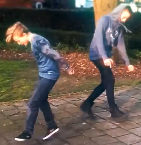 Skank (dance) — Two boys performing the skank dance.