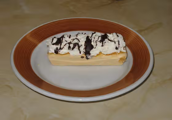 Rakvička — dessert "rakvička" ("little coffin") with cream
