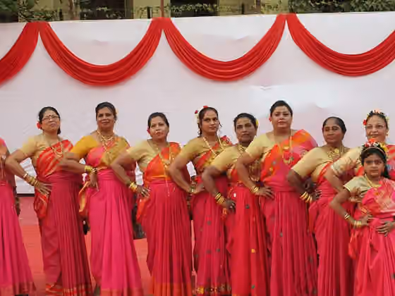 Bombay East Indians — These are the traditional people dressed in the East Indian costume of Mumbai
