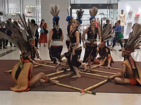 Tari Magunatip — Magunatip dance performed in IMAGO Shopping Mall, Kota Kinabalu, Malaysia